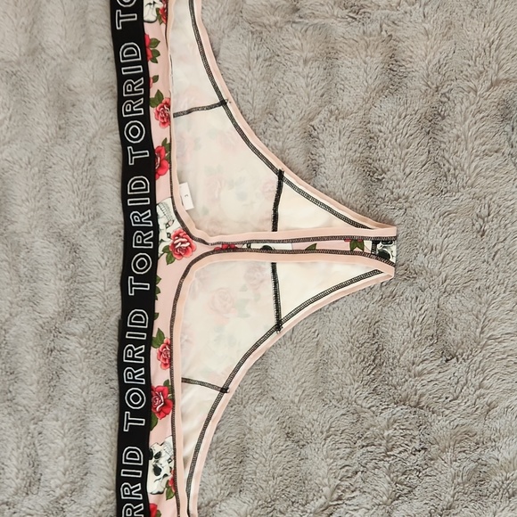 2/$15 Torrid Skull and Roses Logo Thong - Picture 2 of 3